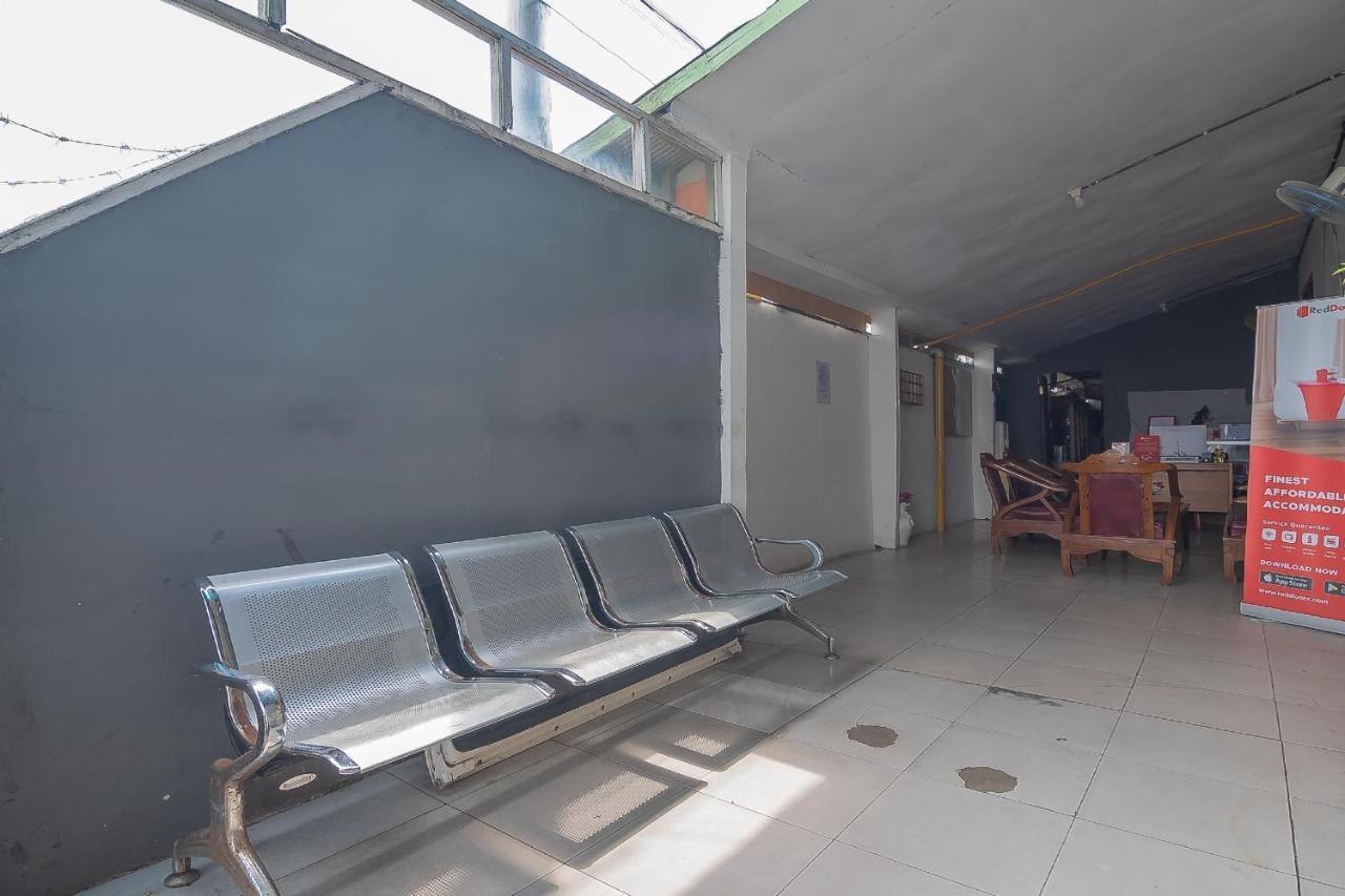 RedDoorz Syariah At Jalan cilik Riwut Kapuas Hotel Kualakapuas Bagian luar foto