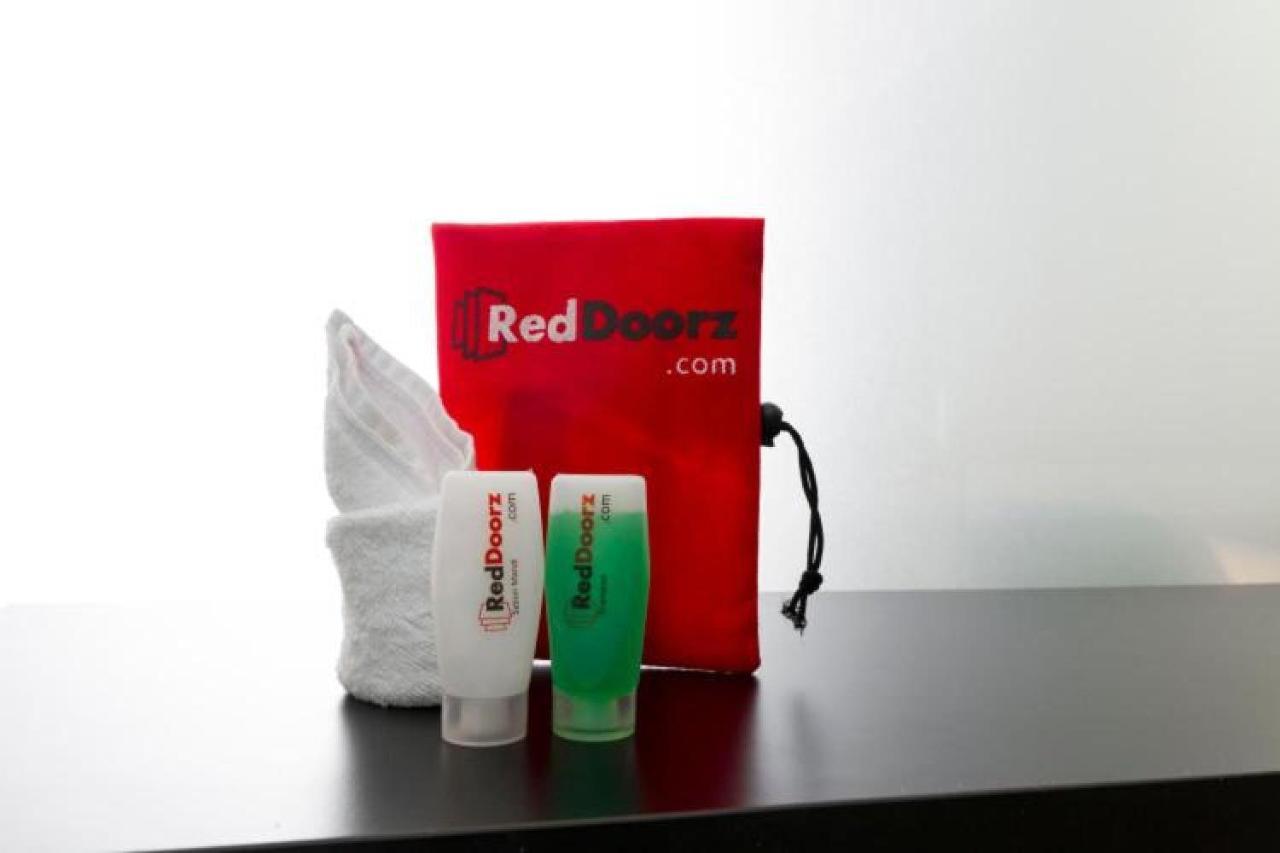 RedDoorz Syariah At Jalan cilik Riwut Kapuas Hotel Kualakapuas Bagian luar foto